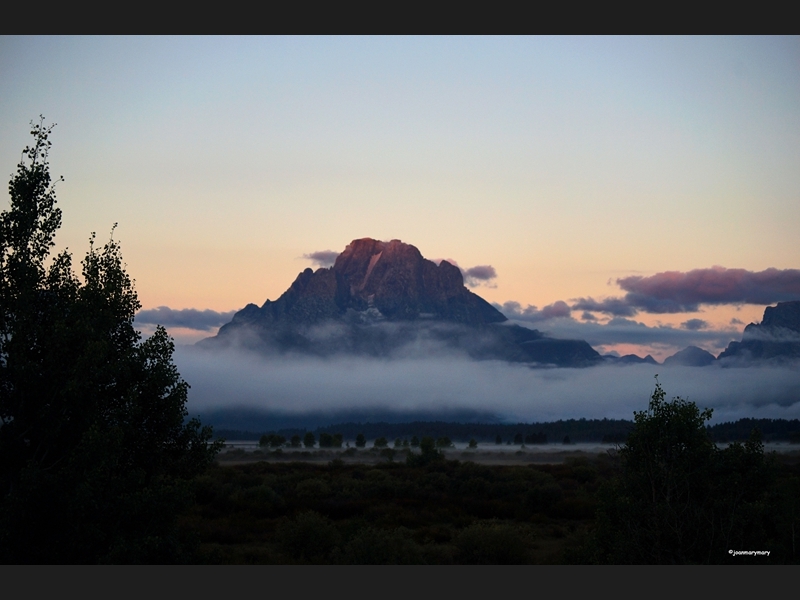 Sunrise- Mt Moran